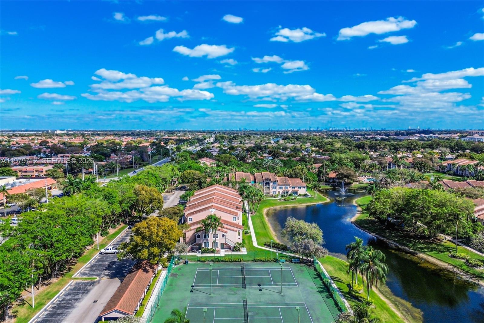 12172 Saint Andrews Pl #307 Miramar, FL 33025