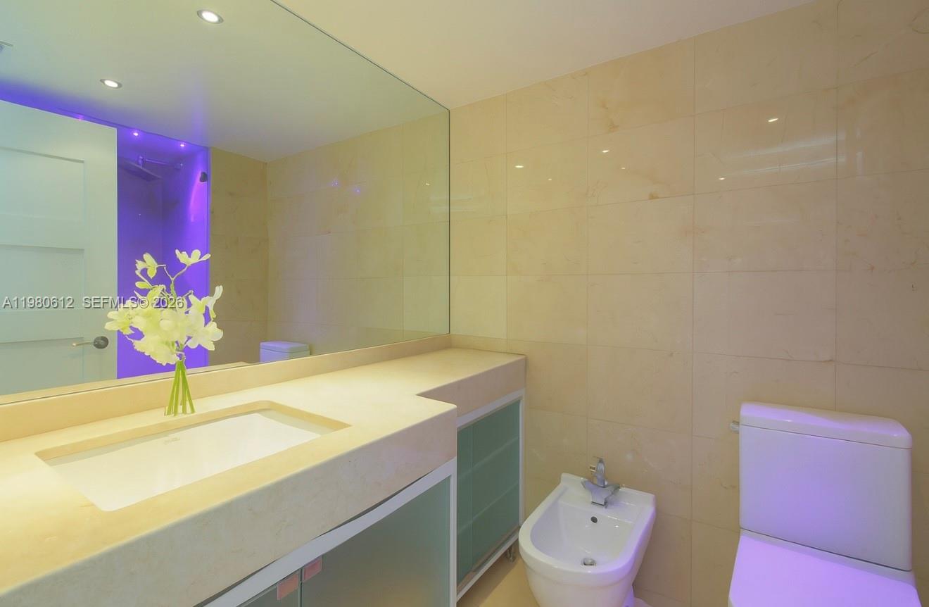 650 West Ave #2801 Miami Beach, FL 33139