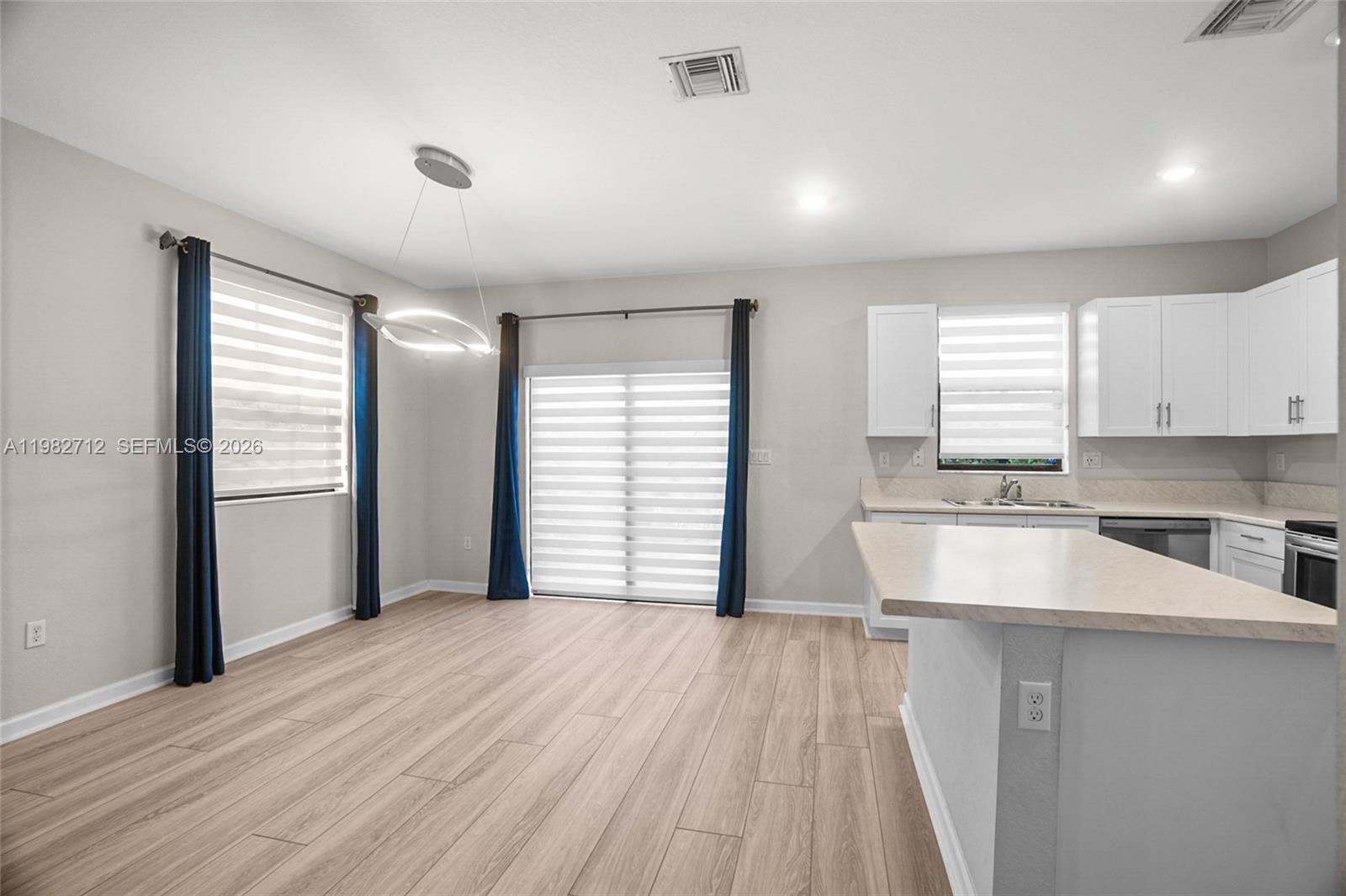 4665 Caspian Way Davie, FL 33314