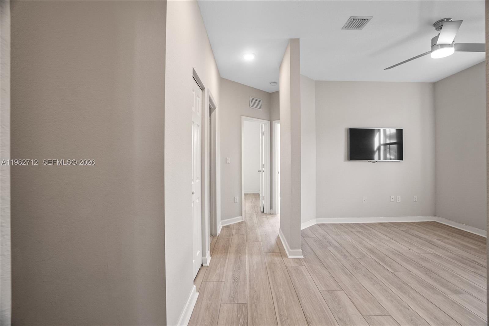 4665 Caspian Way Davie, FL 33314