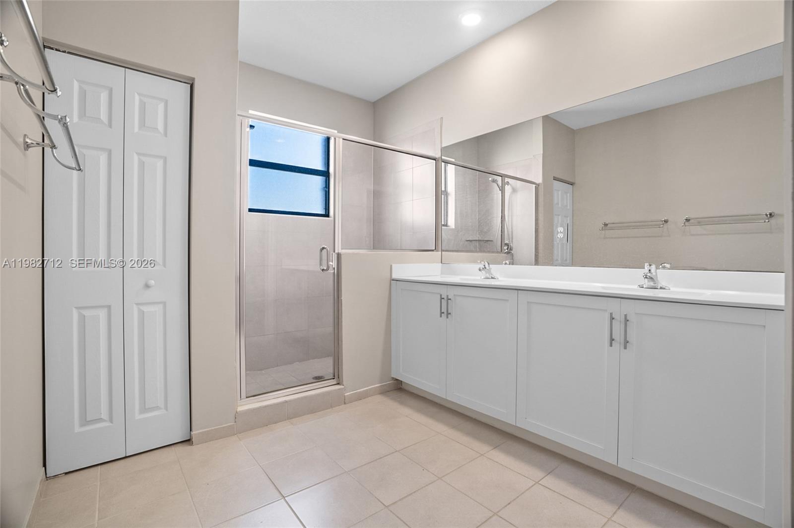 4665 Caspian Way Davie, FL 33314