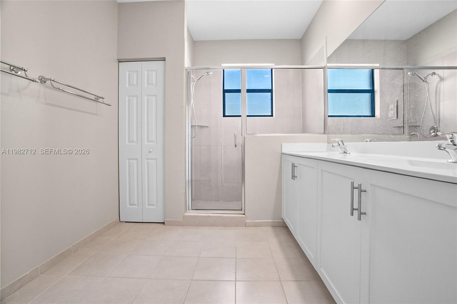 4665 Caspian Way Davie, FL 33314