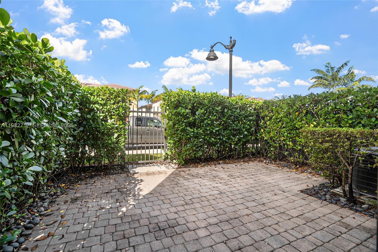 4665 Caspian Way Davie, FL 33314