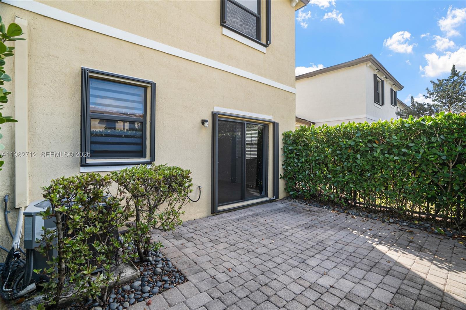 4665 Caspian Way Davie, FL 33314