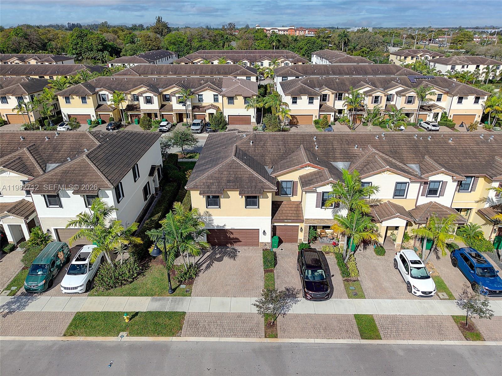 4665 Caspian Way Davie, FL 33314