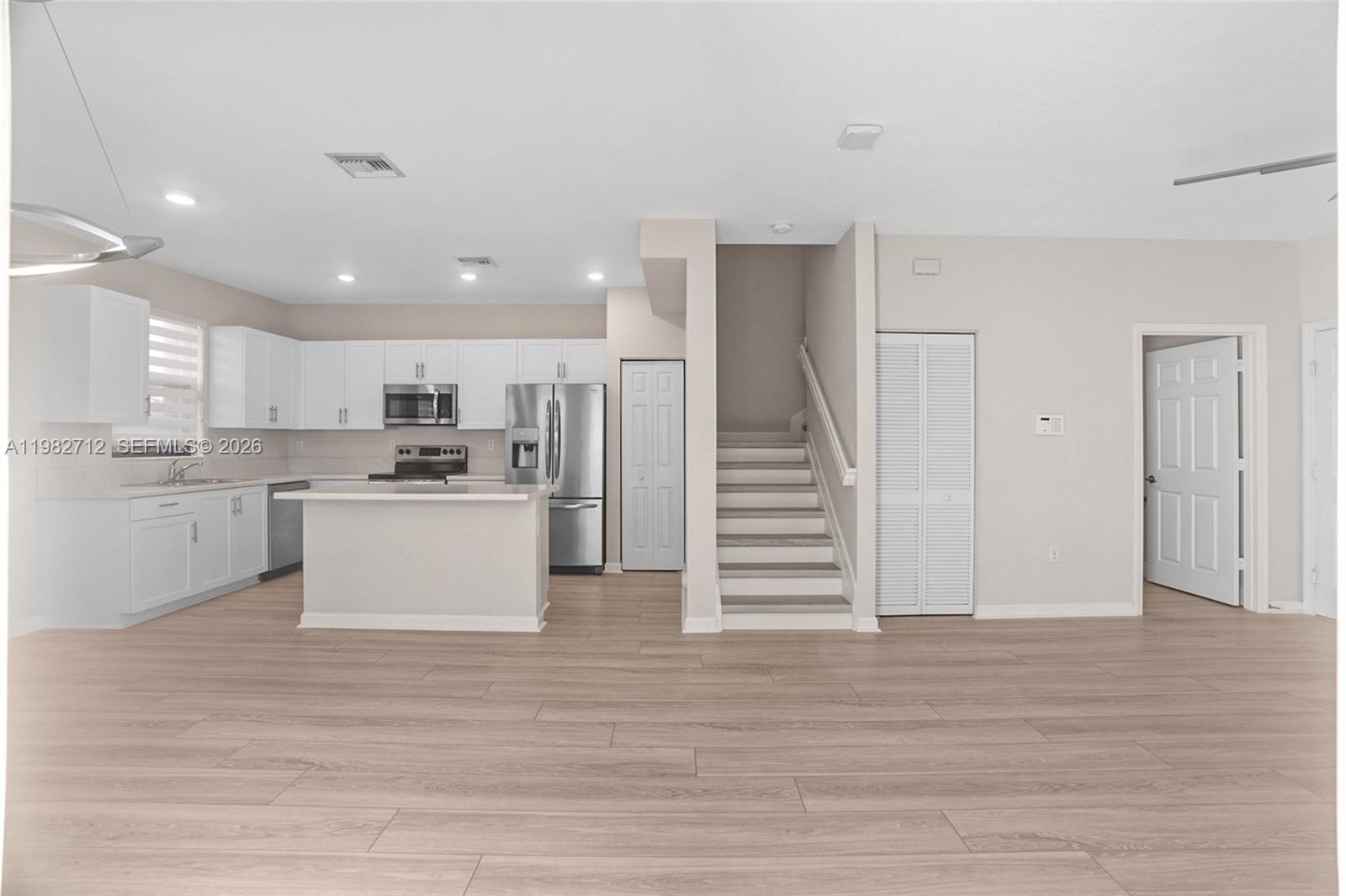 4665 Caspian Way Davie, FL 33314