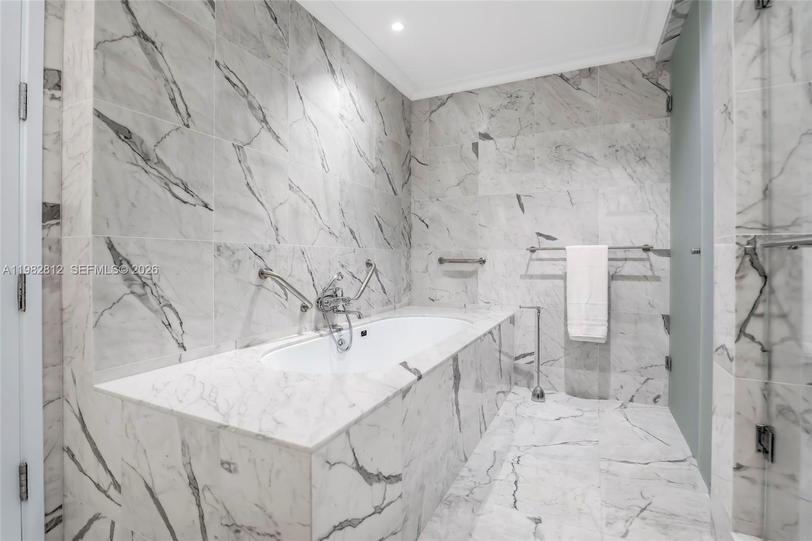 15701 Collins Ave #2903 Sunny Isles Beach, FL 33160