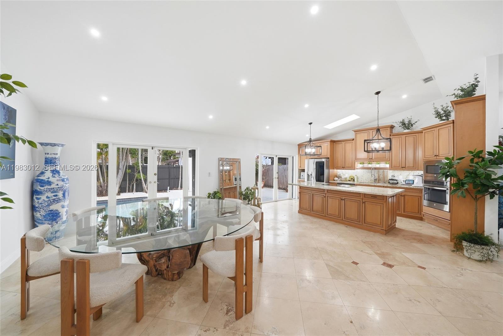 12715 SW 96th Ter Miami, FL 33186