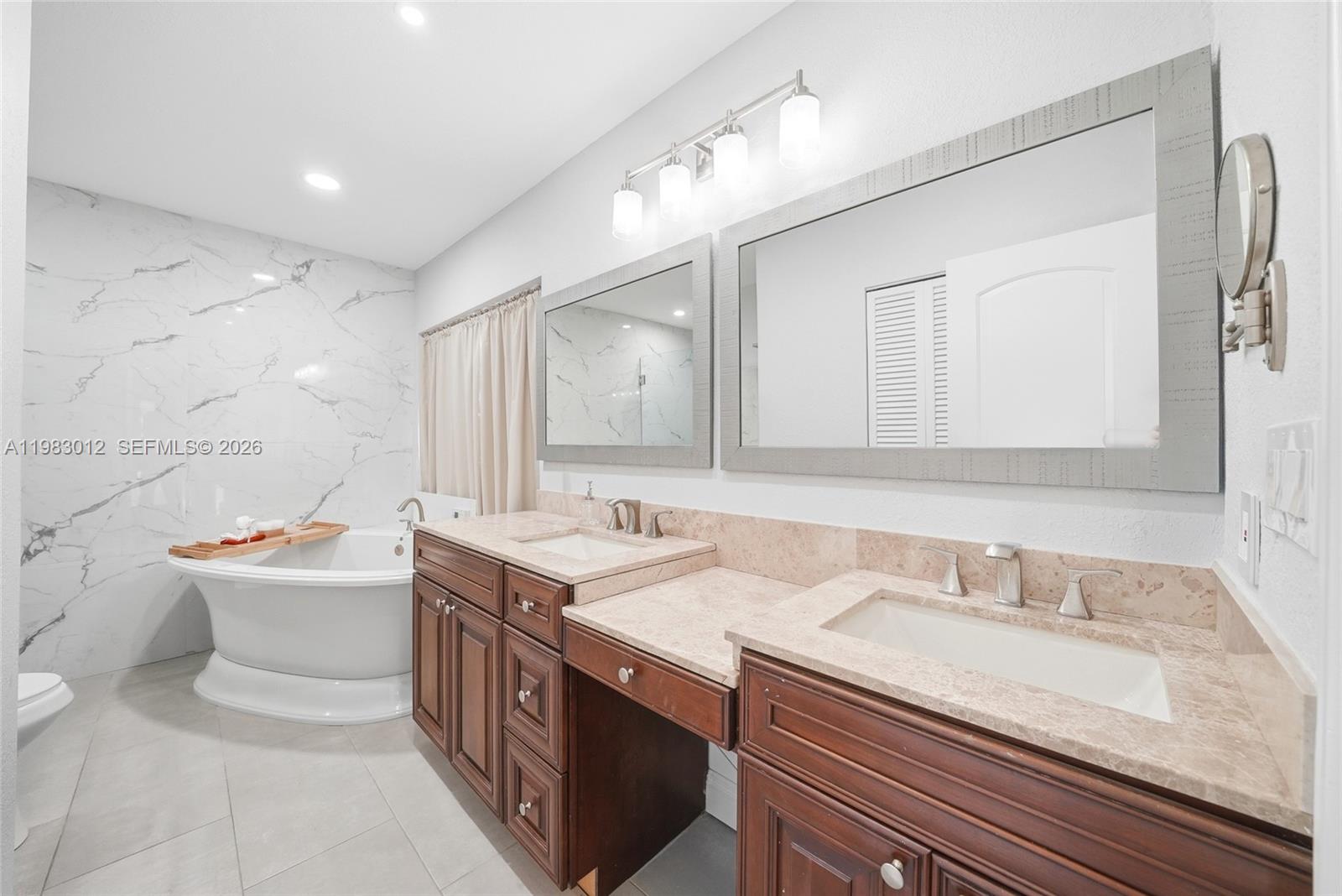 12715 SW 96th Ter Miami, FL 33186