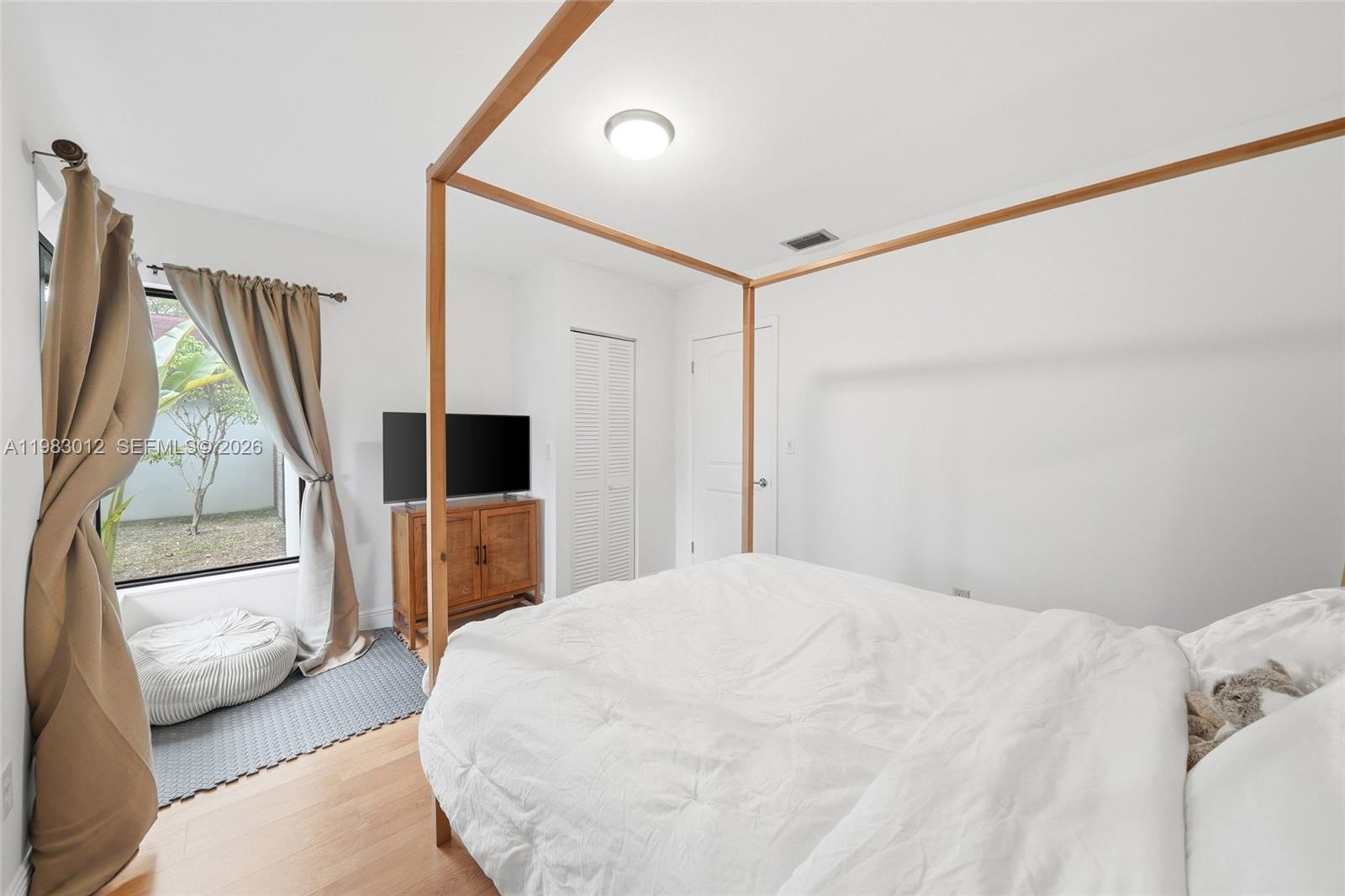 12715 SW 96th Ter Miami, FL 33186