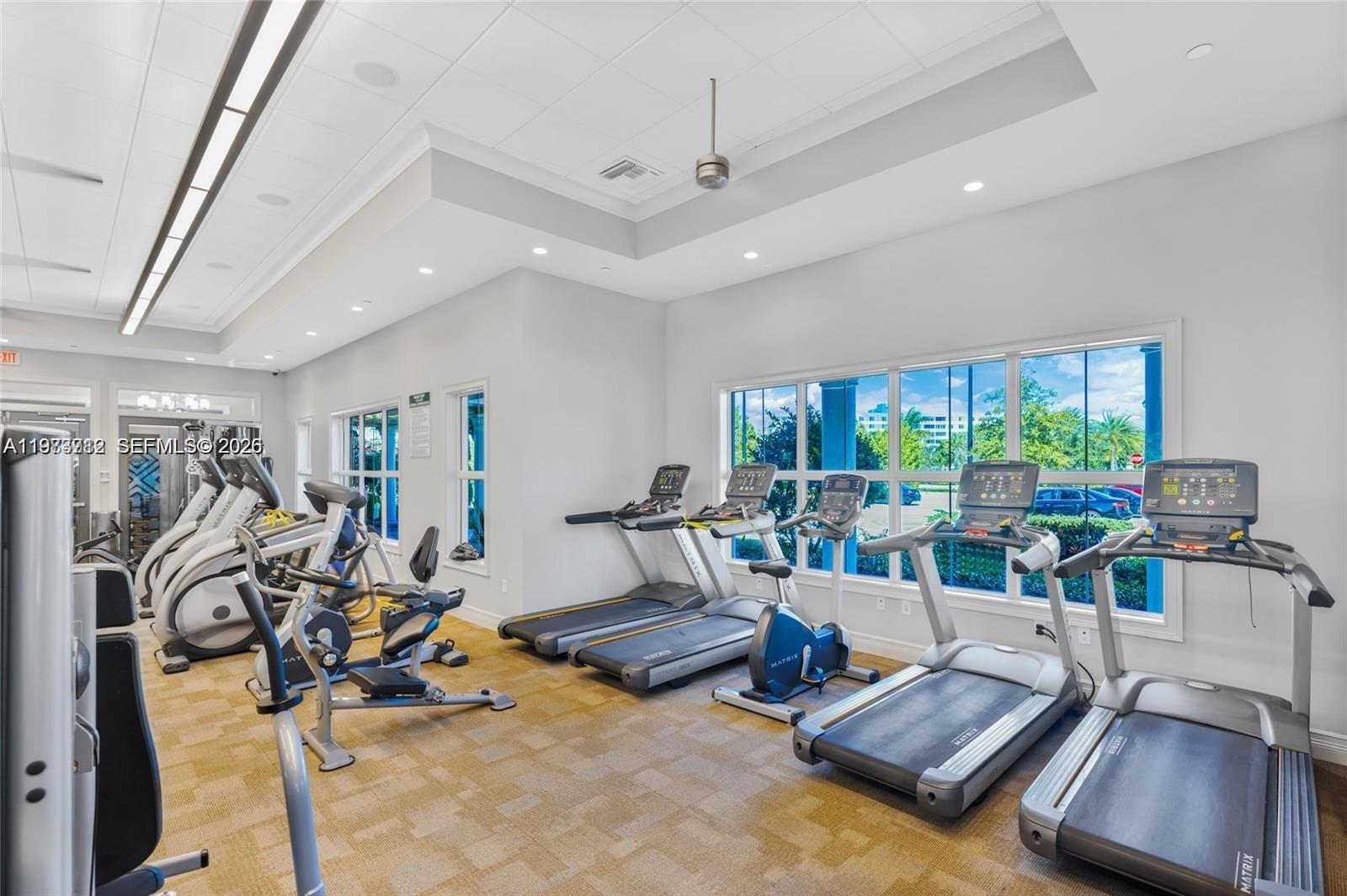 932 Banyan Dr Hollywood, FL 33021