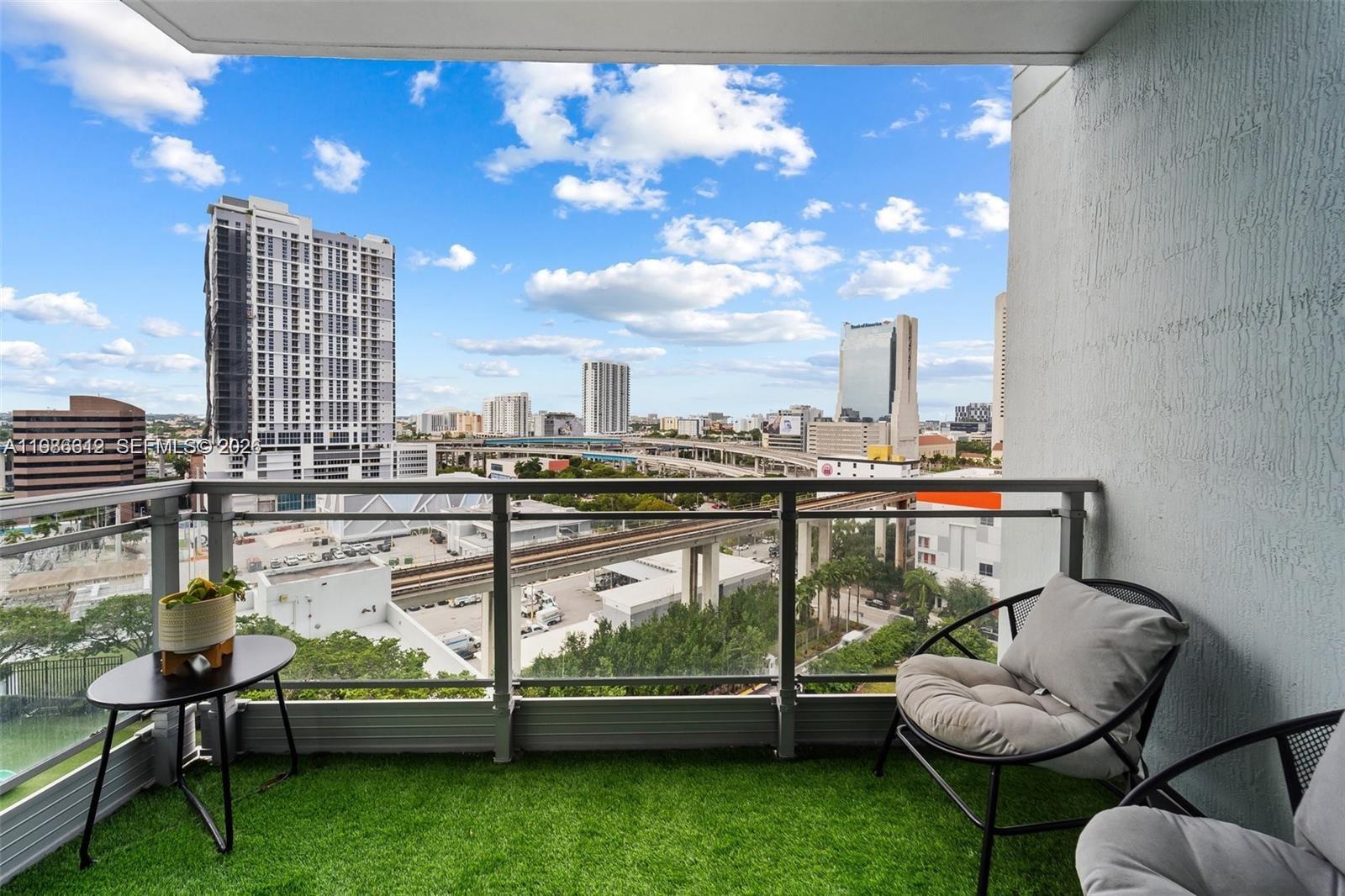 image The Ivy at Riverfront9