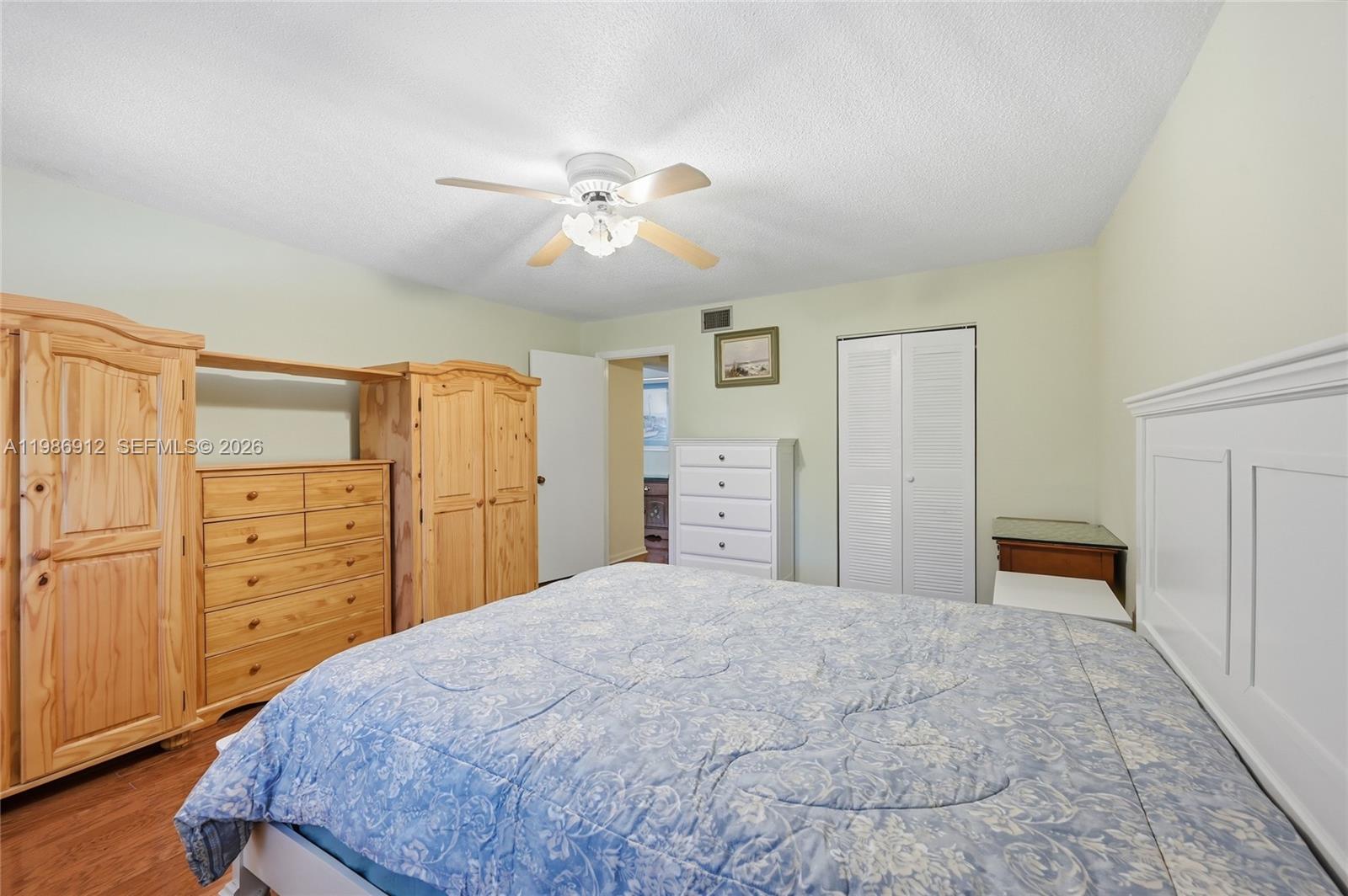 10230 Collins Ave #203 Bal Harbour, FL 33154