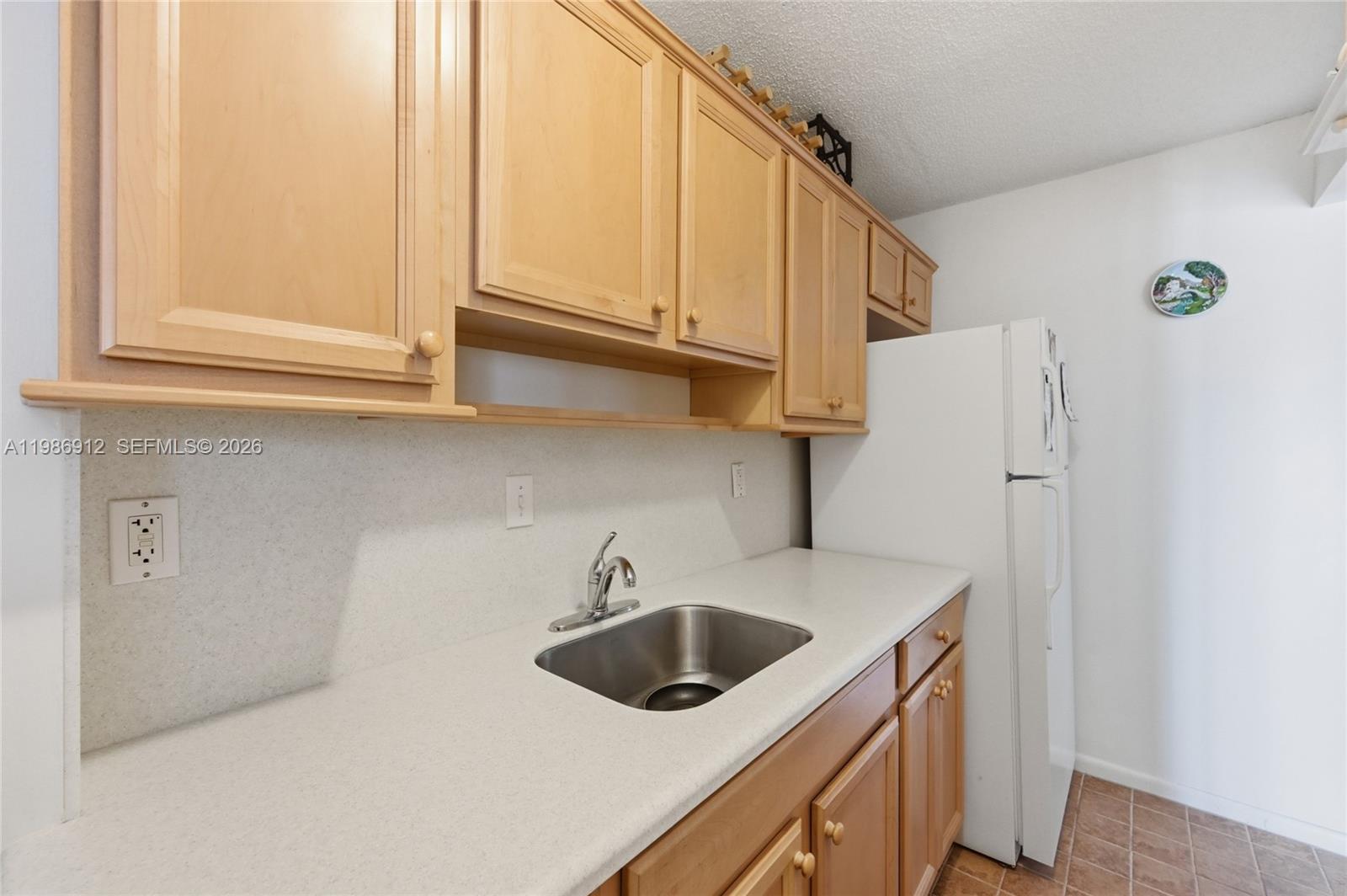 10230 Collins Ave #203 Bal Harbour, FL 33154