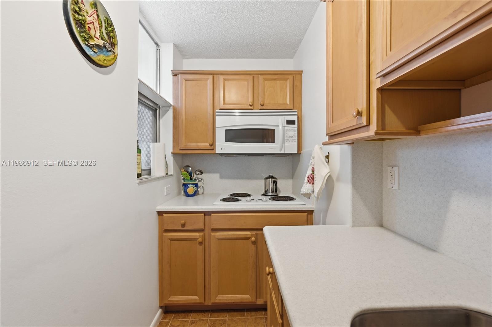 10230 Collins Ave #203 Bal Harbour, FL 33154