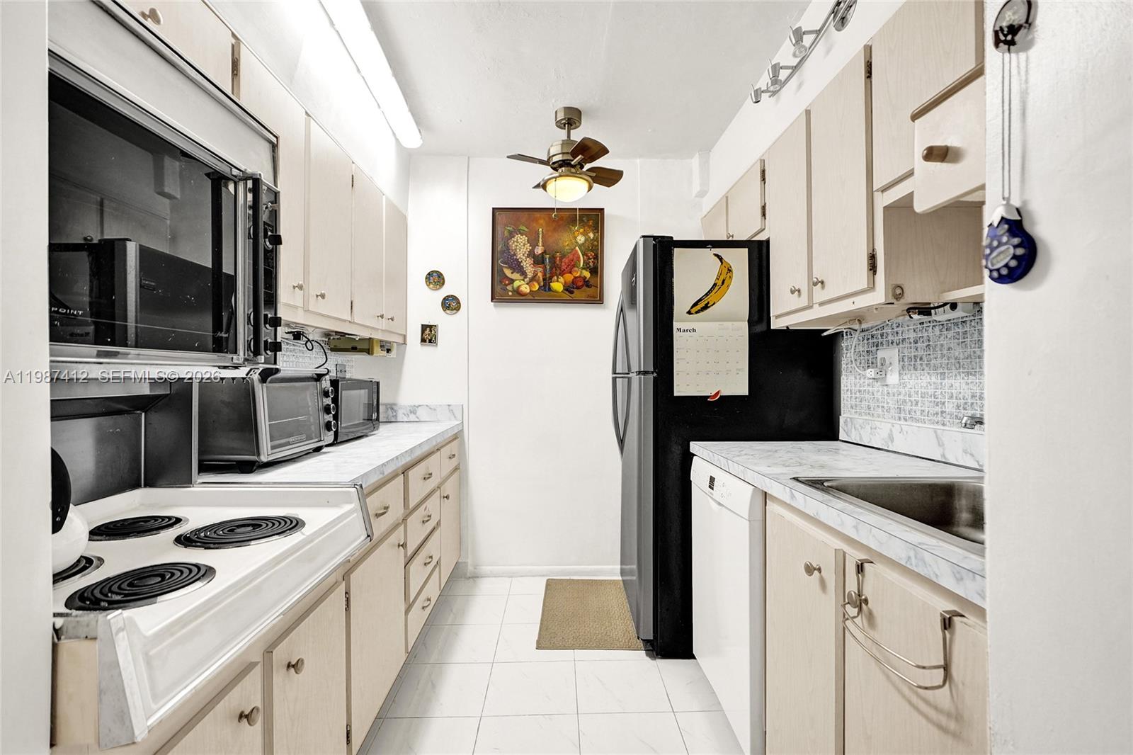 image Winston Towers 20010