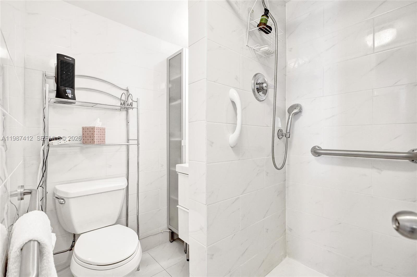 image Winston Towers 20016