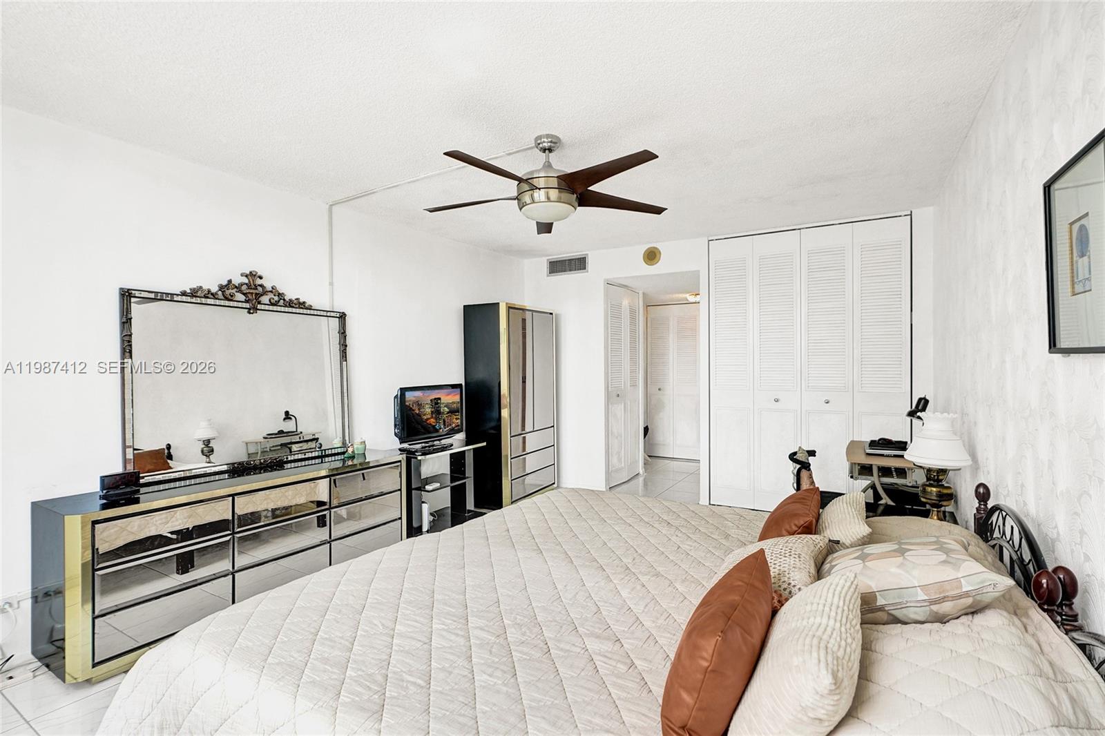 image Winston Towers 2008