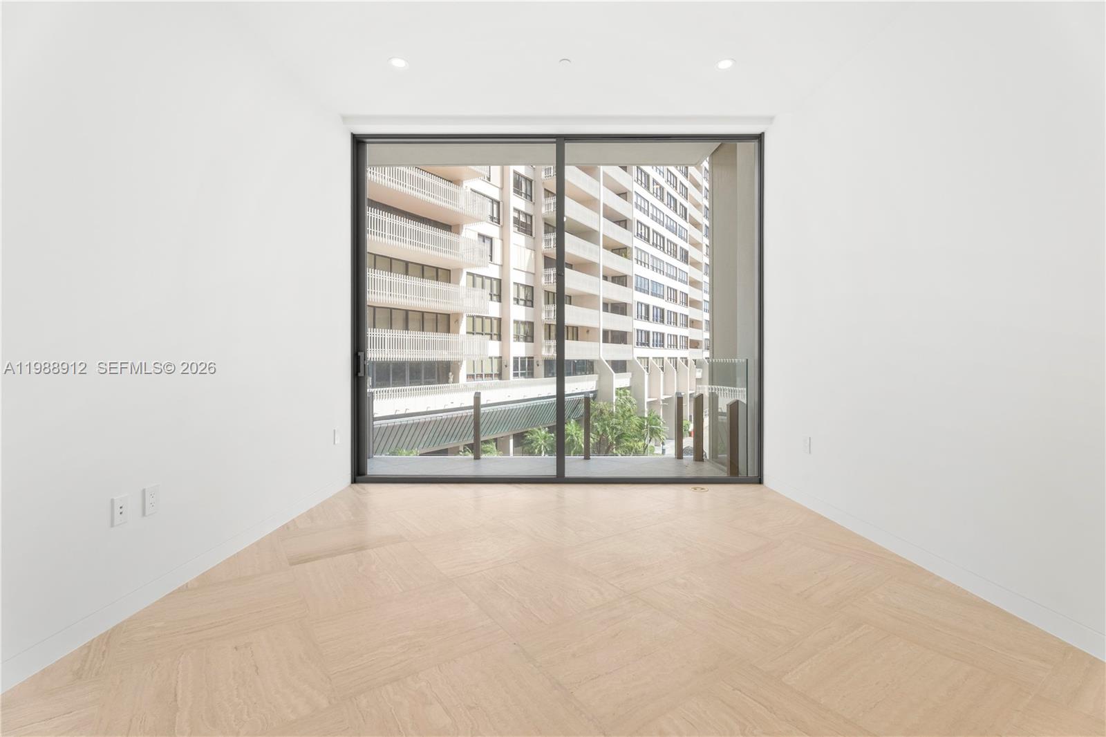 5 Grove Isle Dr #S303 Coconut Grove, FL 33133