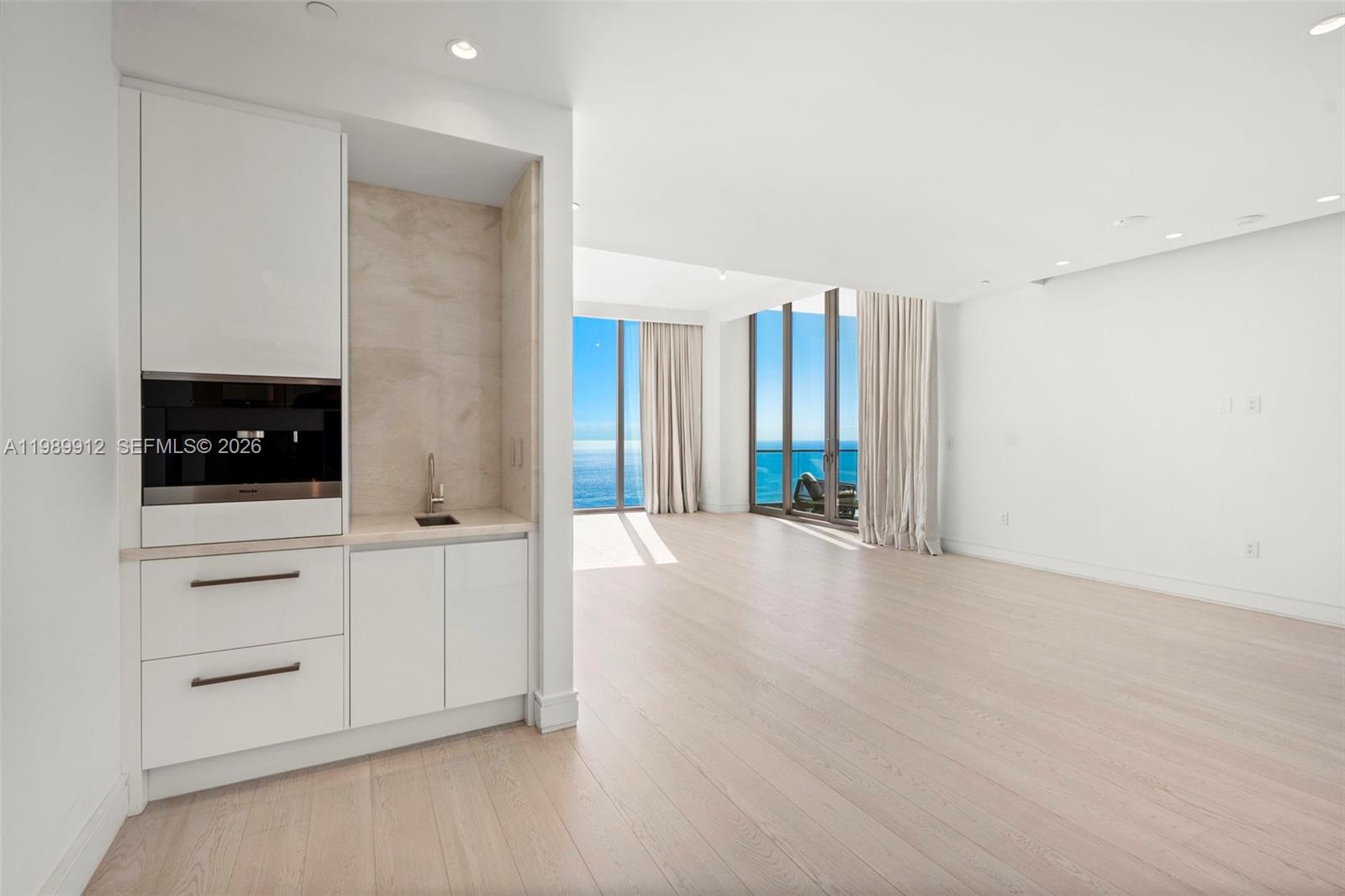 17901 Collins Ave #4507 Sunny Isles Beach, FL 33160