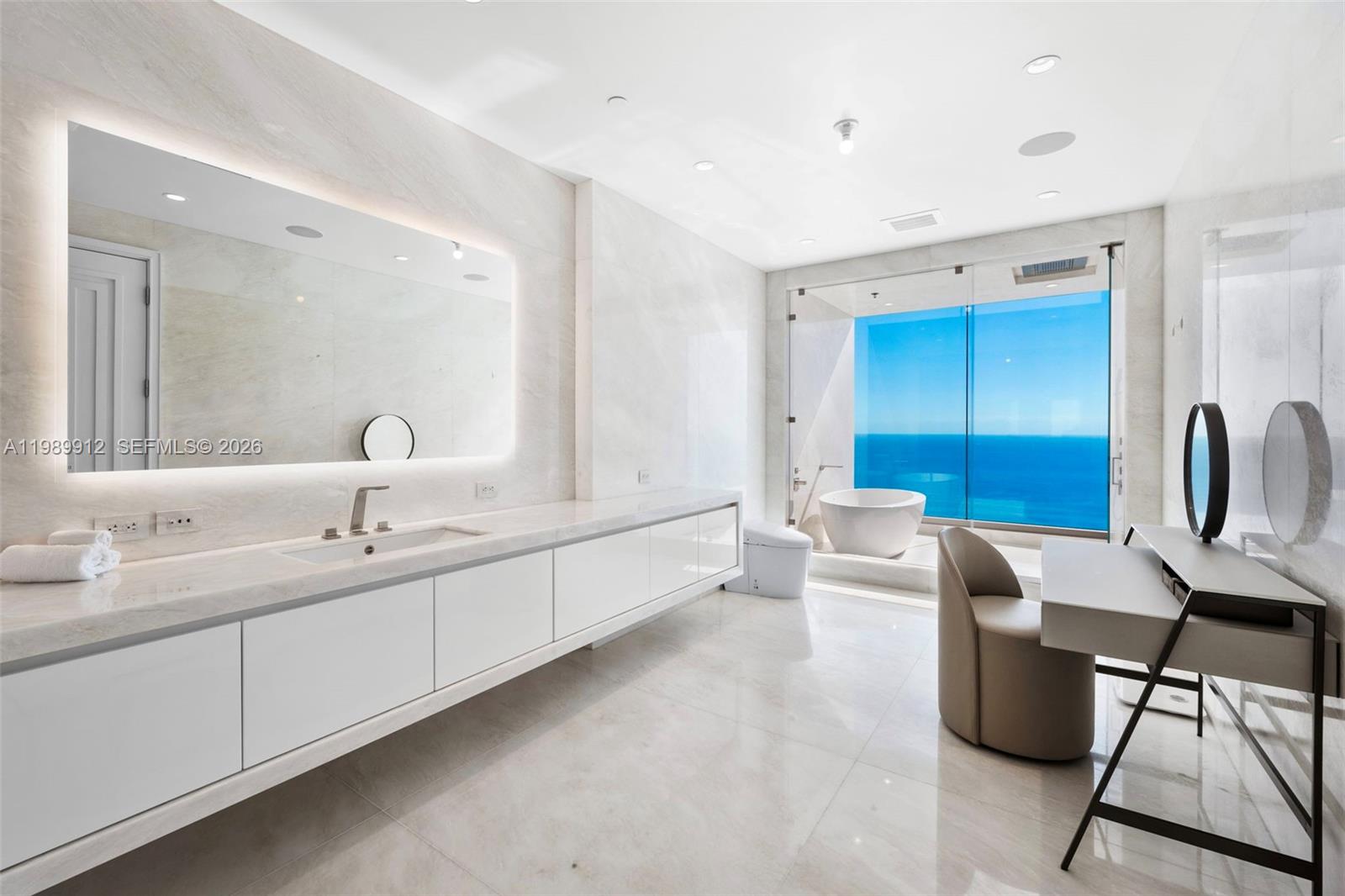 17901 Collins Ave #4507 Sunny Isles Beach, FL 33160