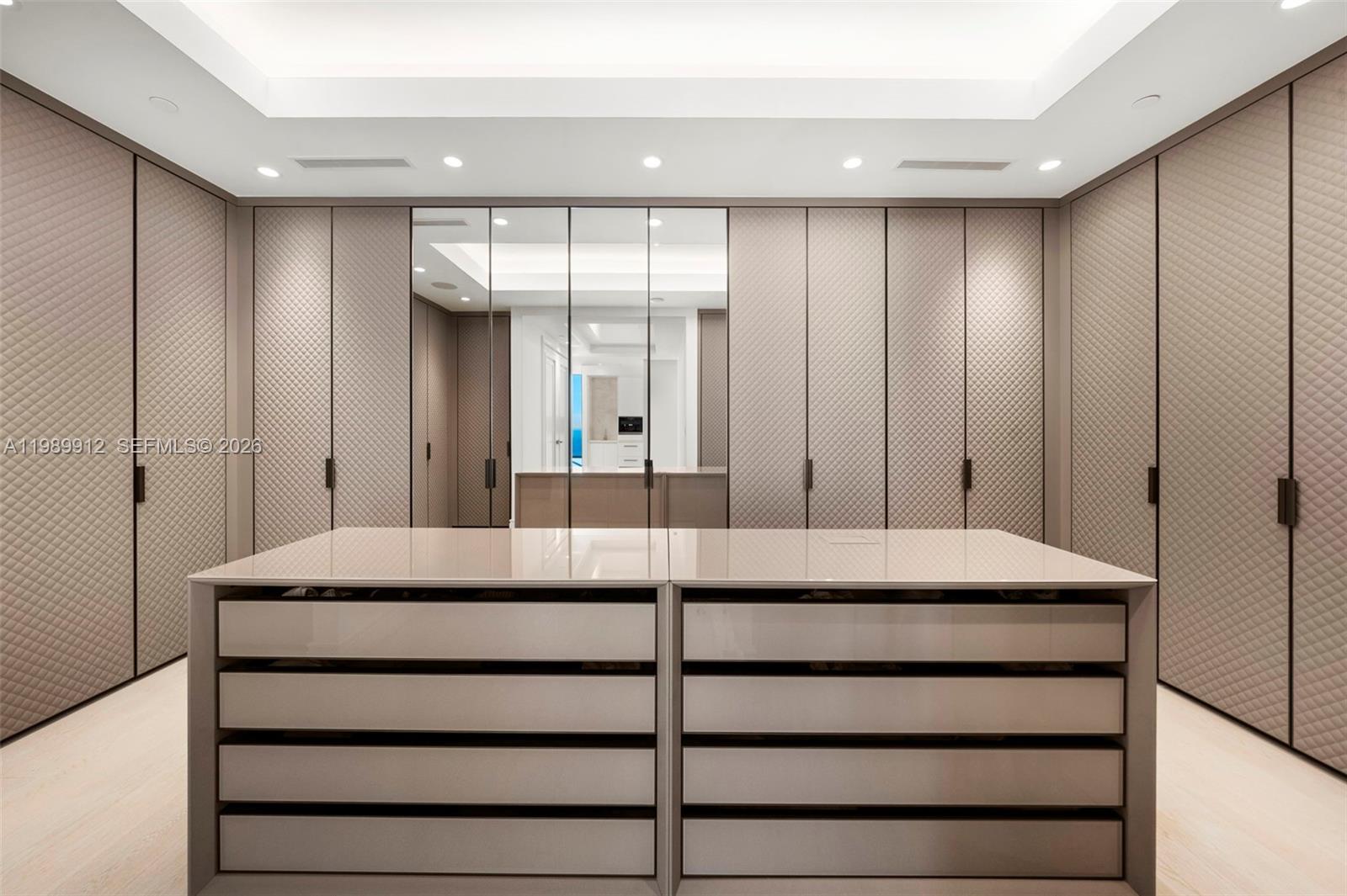 17901 Collins Ave #4507 Sunny Isles Beach, FL 33160