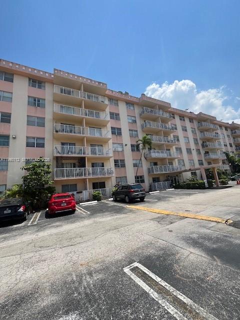 Undisclosed Address North Miami Beach, FL 33160