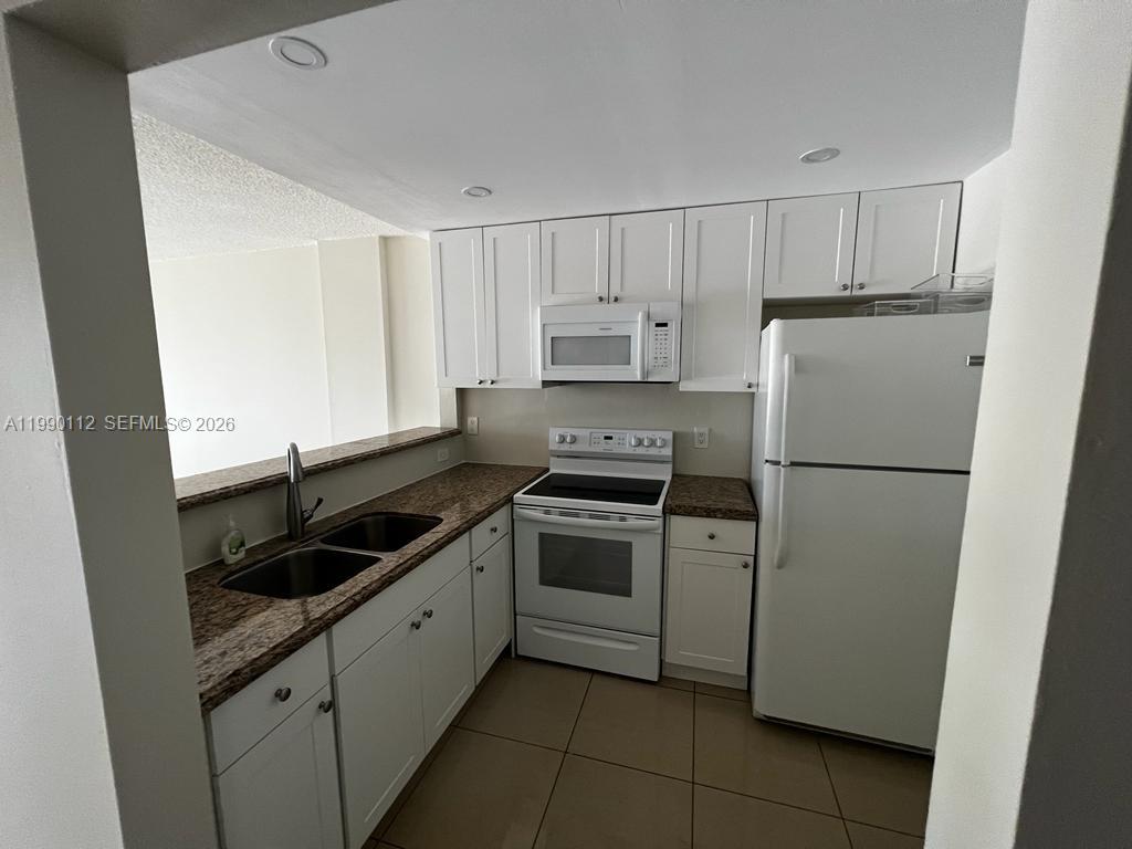 Undisclosed Address North Miami Beach, FL 33160