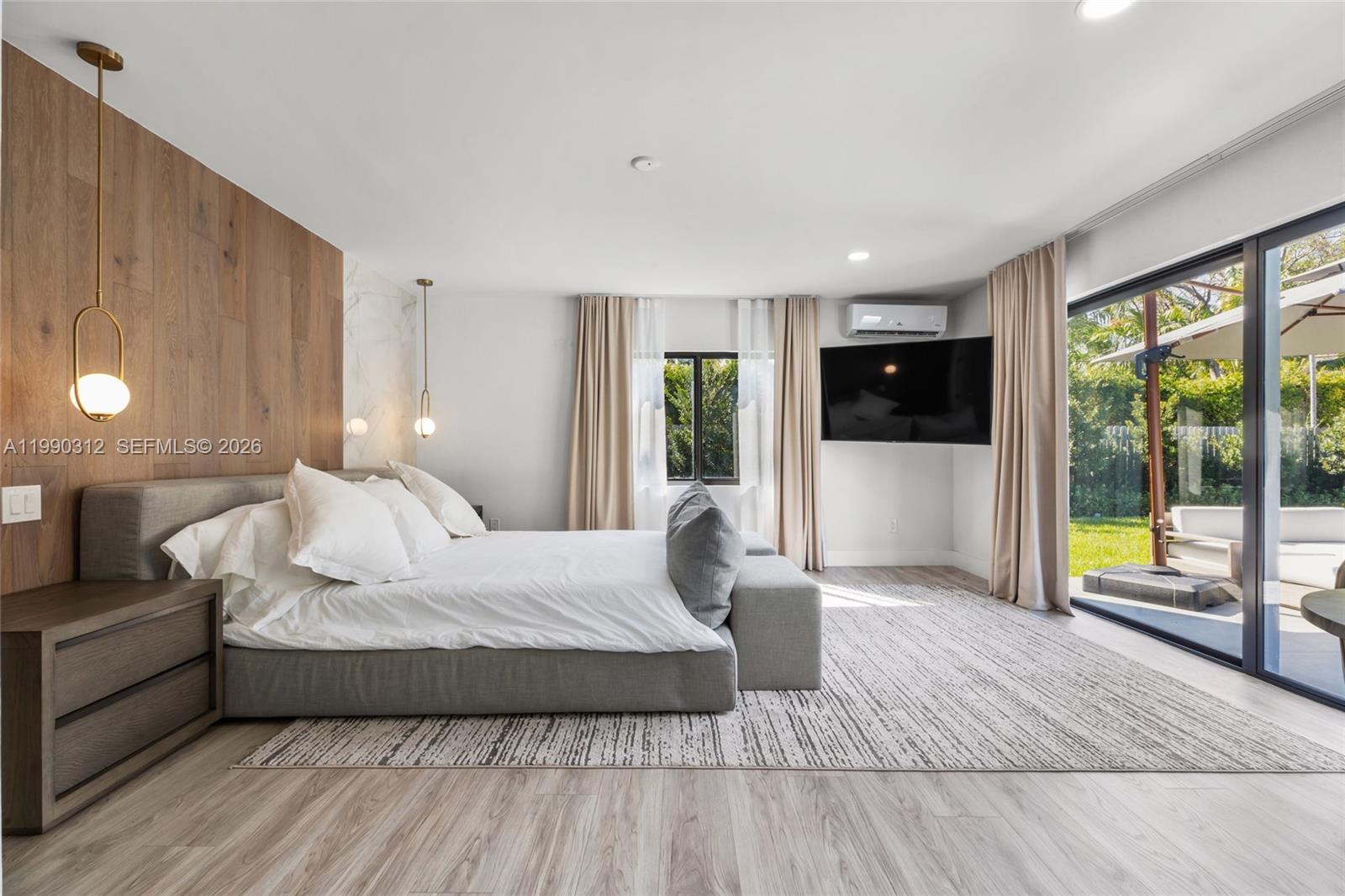 116 W 1st Ct Miami Beach, FL 33139