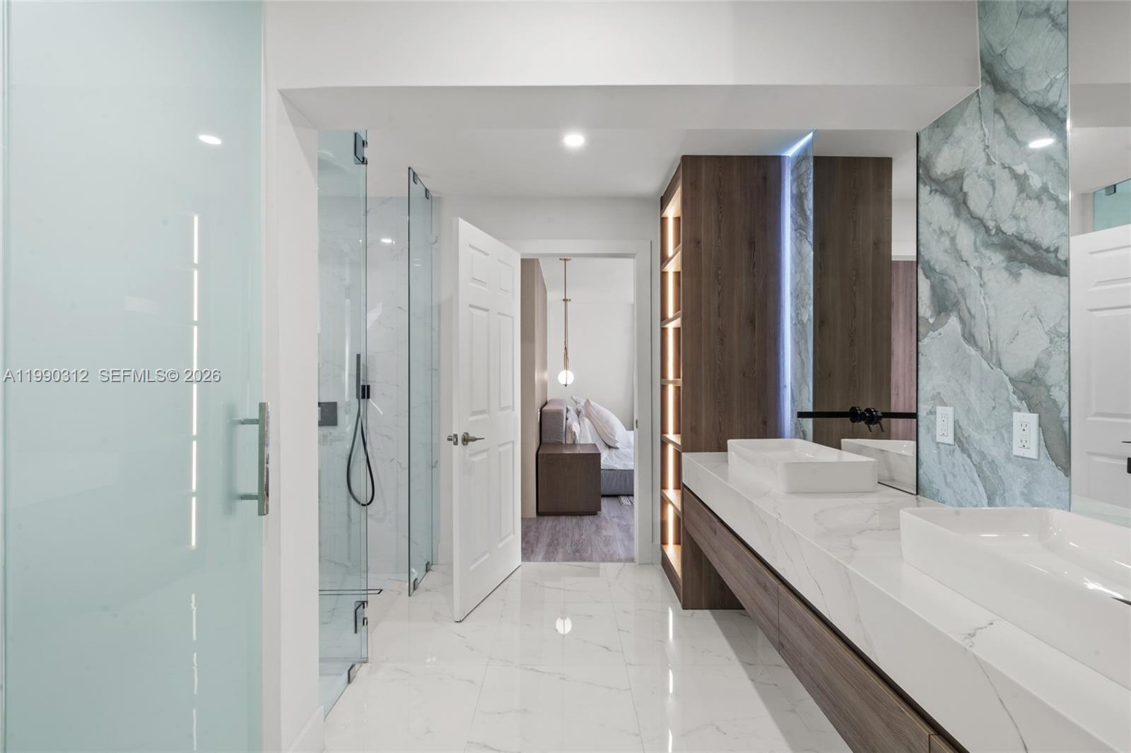 116 W 1st Ct Miami Beach, FL 33139