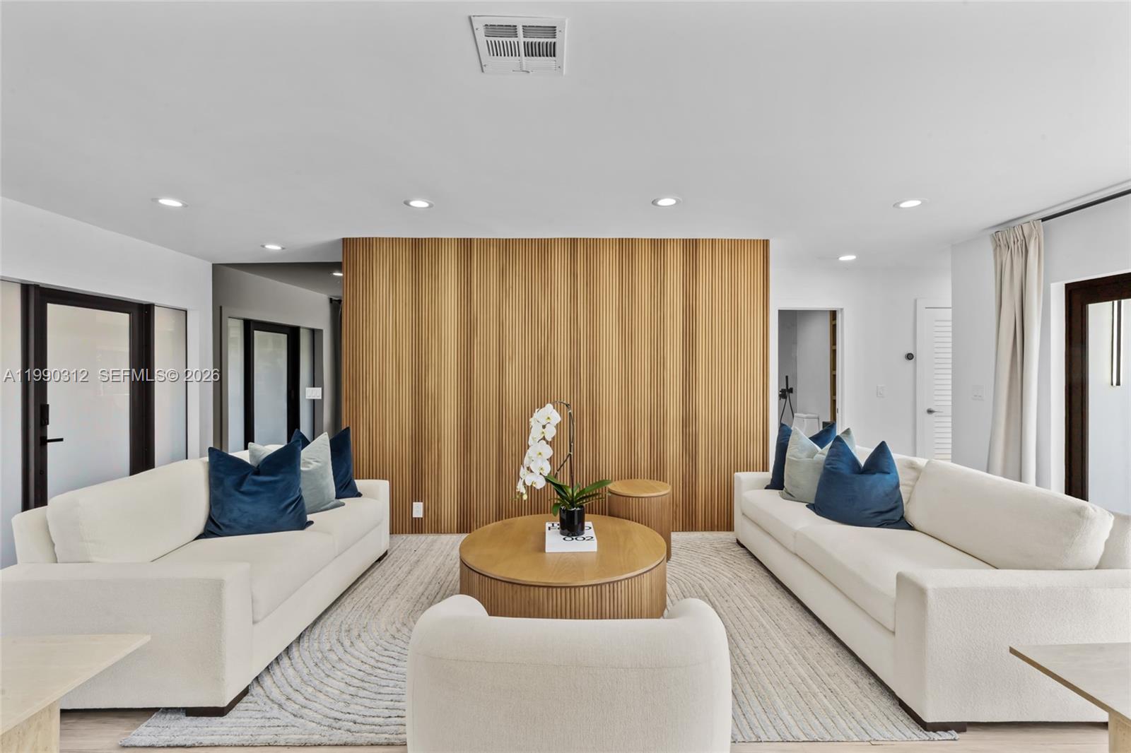 116 W 1st Ct Miami Beach, FL 33139