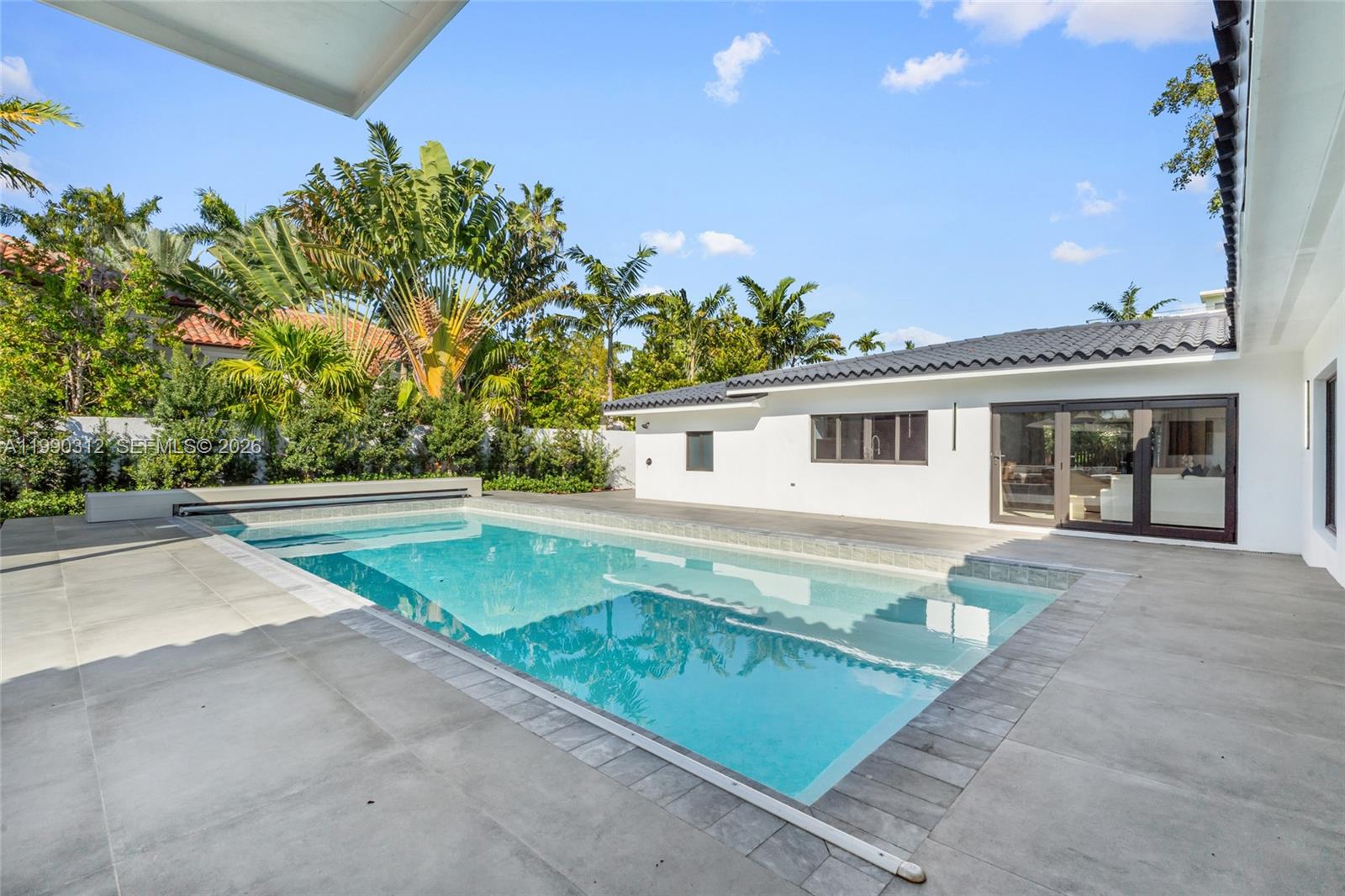 116 W 1st Ct Miami Beach, FL 33139
