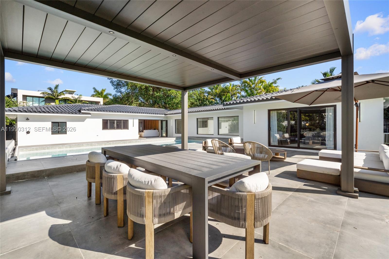 116 W 1st Ct Miami Beach, FL 33139