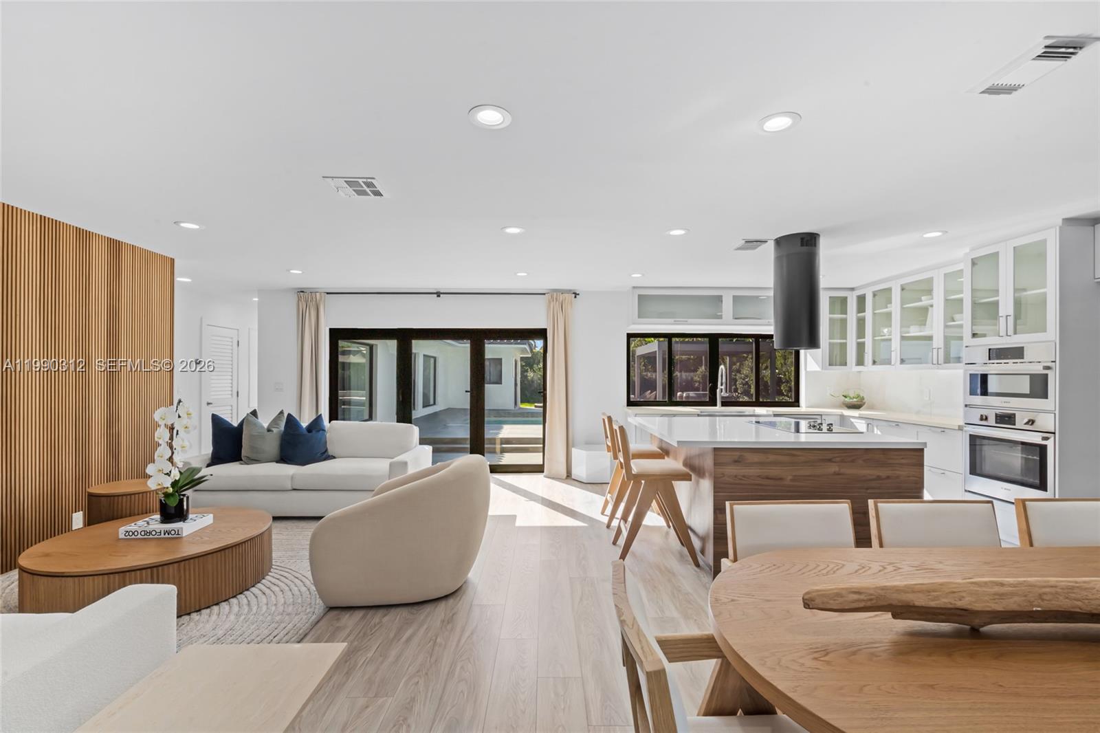 116 W 1st Ct Miami Beach, FL 33139