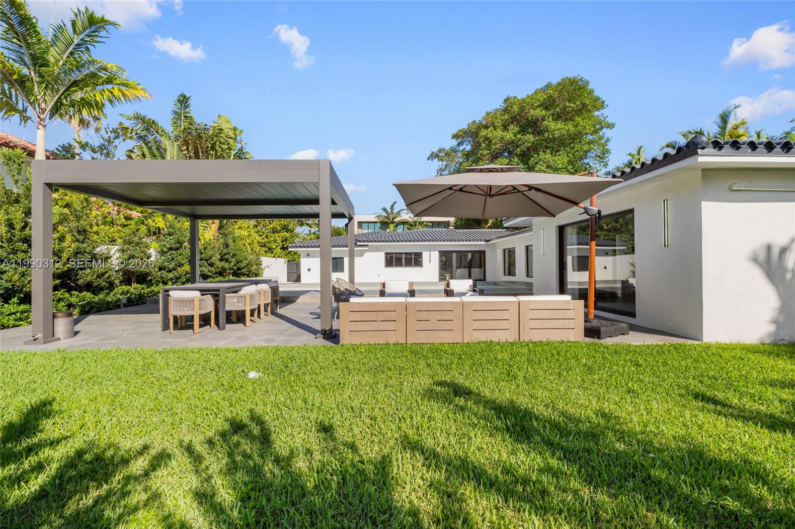 116 W 1st Ct Miami Beach, FL 33139