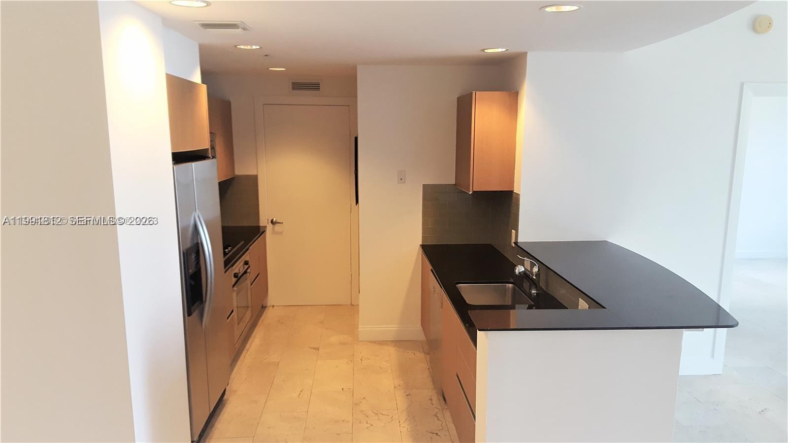 1060 Brickell Ave #2403 Miami, FL 33131