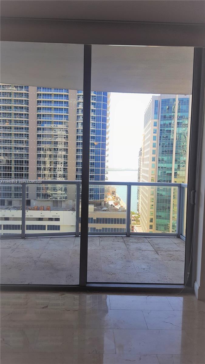 1060 Brickell Ave #2403 Miami, FL 33131