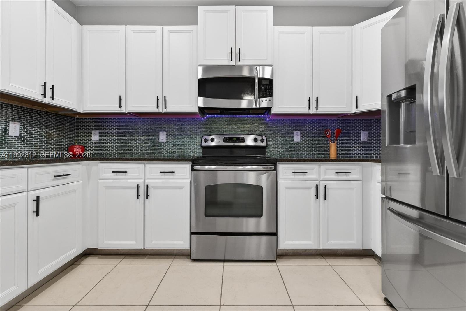 9807 NW 88th Ter Doral, FL 33178