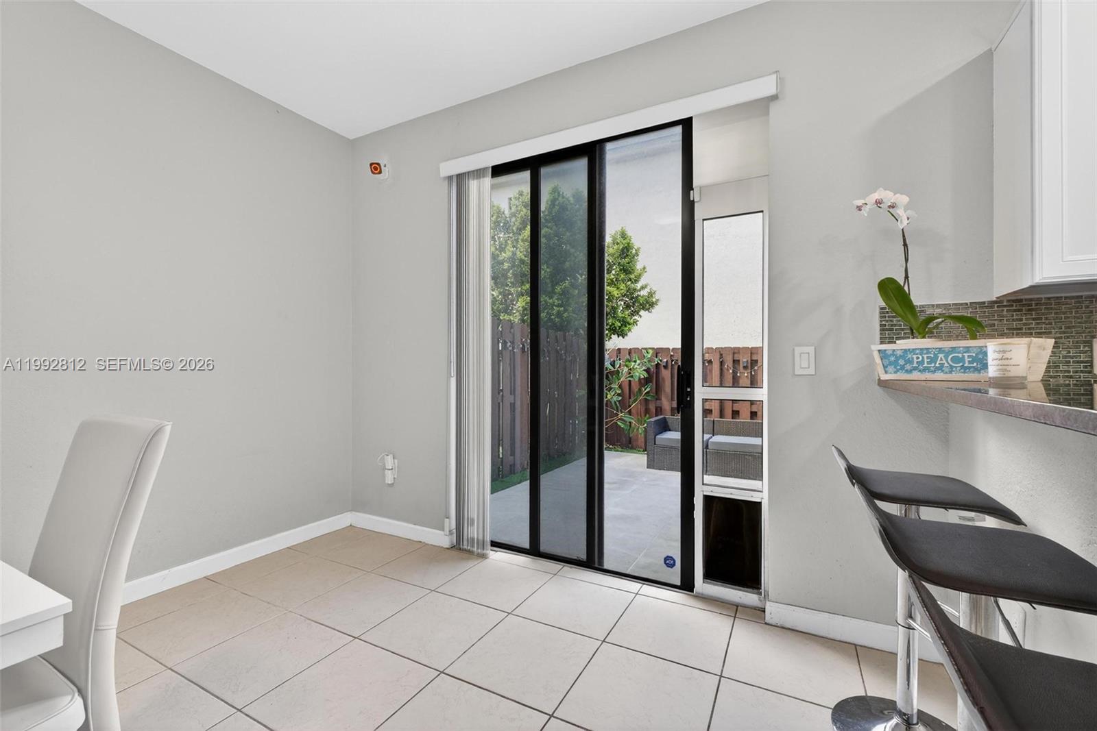 9807 NW 88th Ter Doral, FL 33178