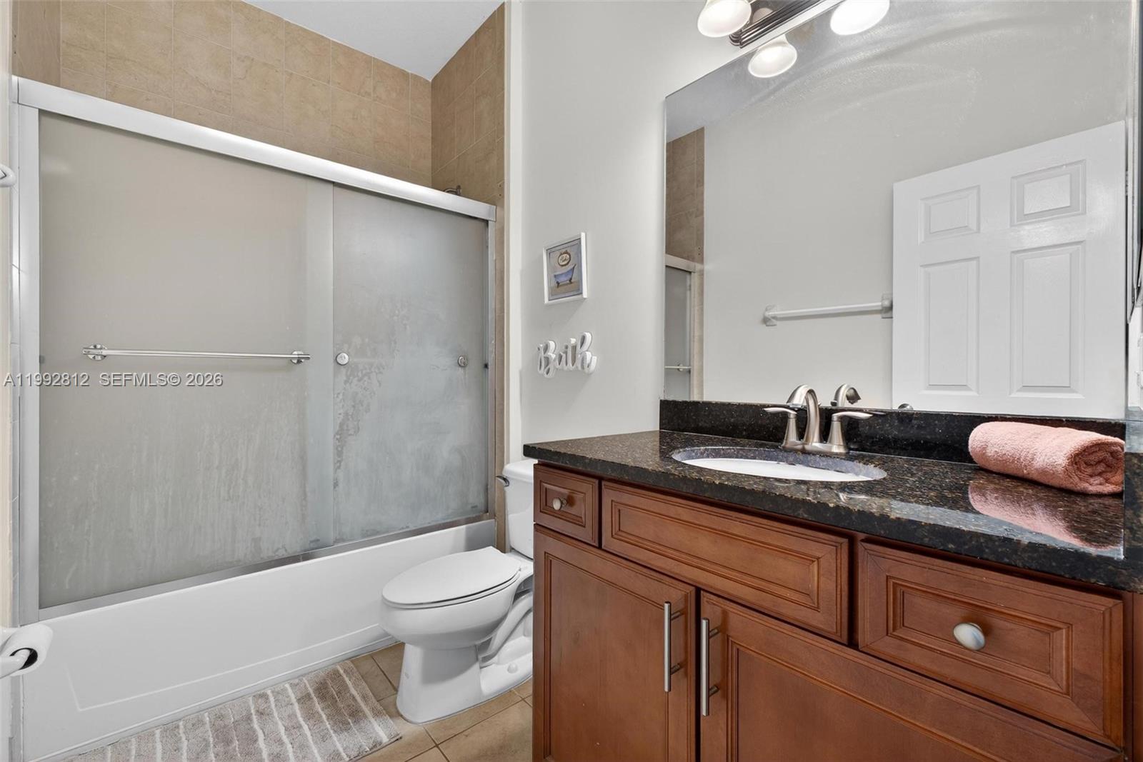 9807 NW 88th Ter Doral, FL 33178