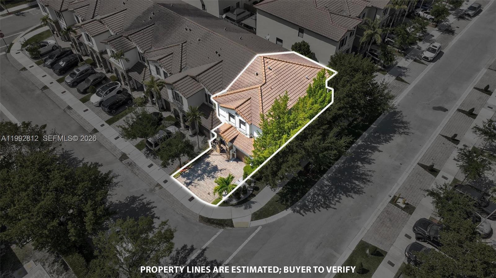 9807 NW 88th Ter Doral, FL 33178