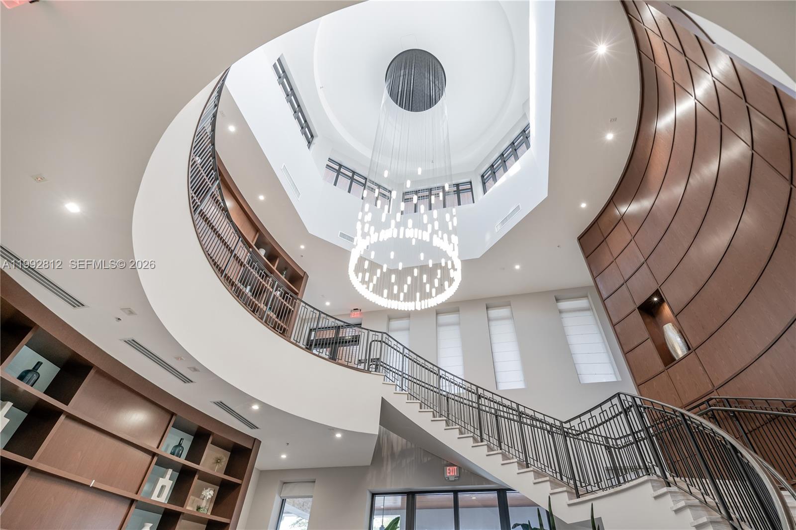 9807 NW 88th Ter Doral, FL 33178