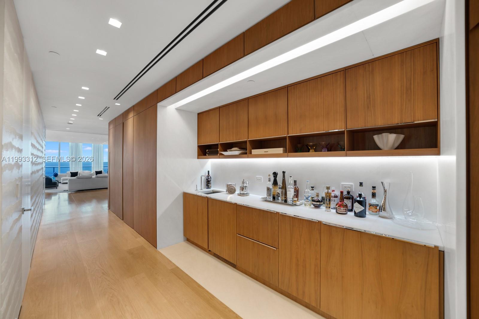 image Continuum South Beach South Tower12