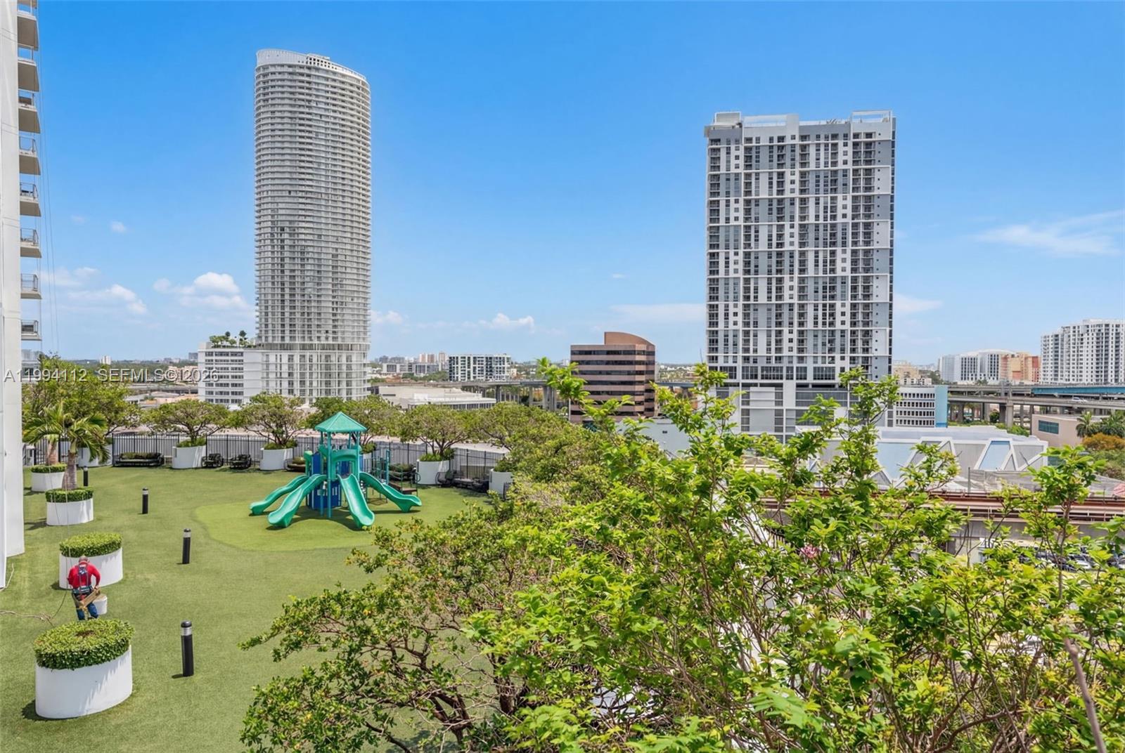 90 SW 3rd St #1105 Miami, FL 33130