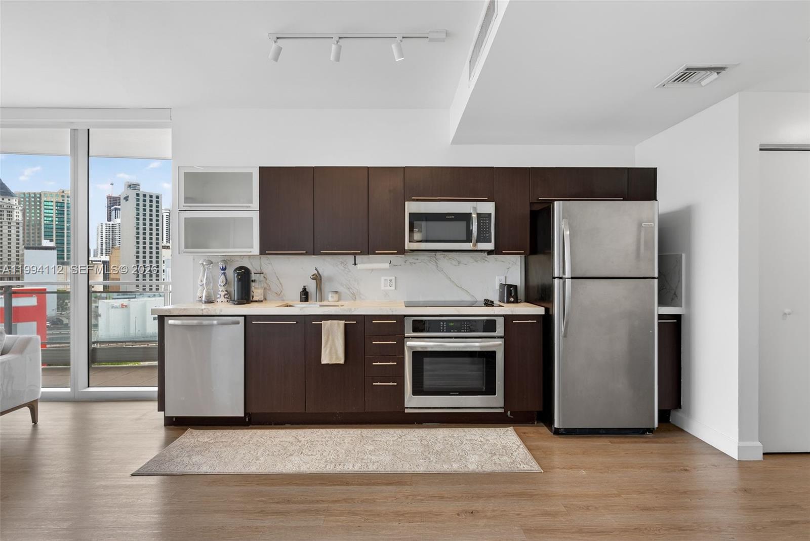 90 SW 3rd St #1105 Miami, FL 33130