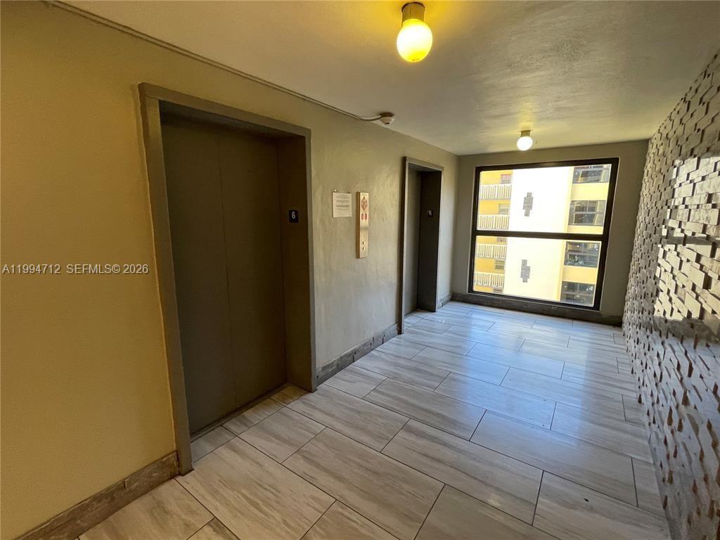 15600 NW 7th Ave #606 Miami, FL 33169