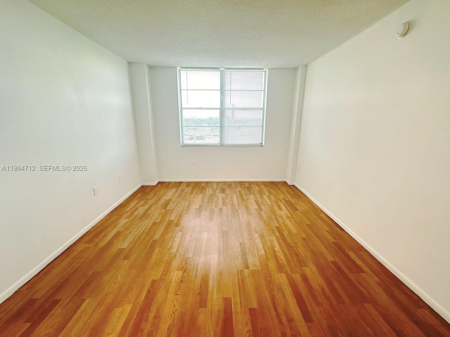 15600 NW 7th Ave #606 Miami, FL 33169