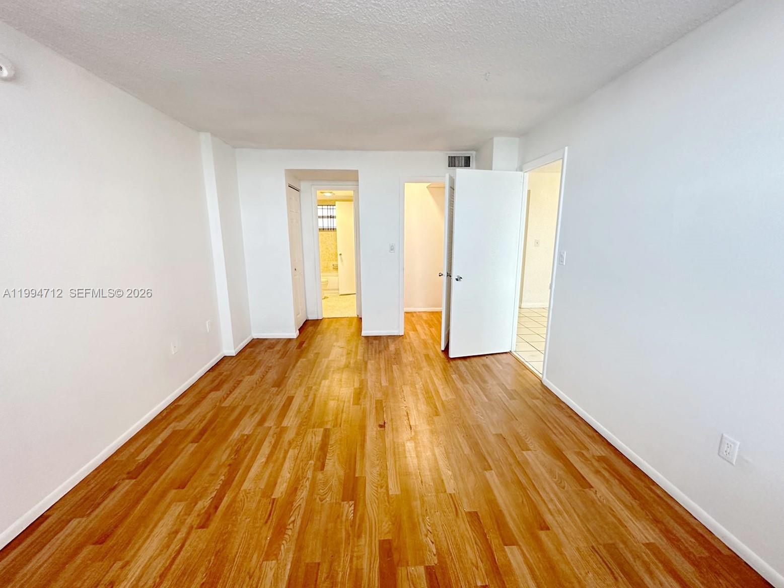 15600 NW 7th Ave #606 Miami, FL 33169