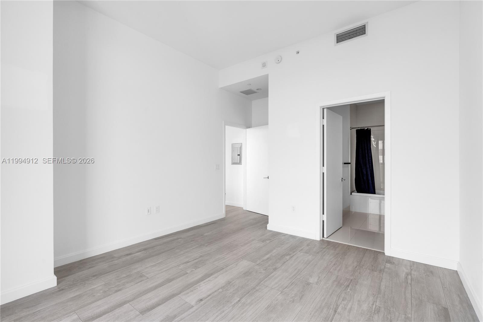 image Brickell Heights East15