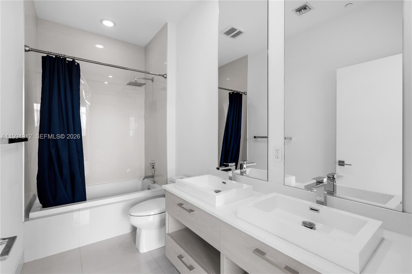 image Brickell Heights East17
